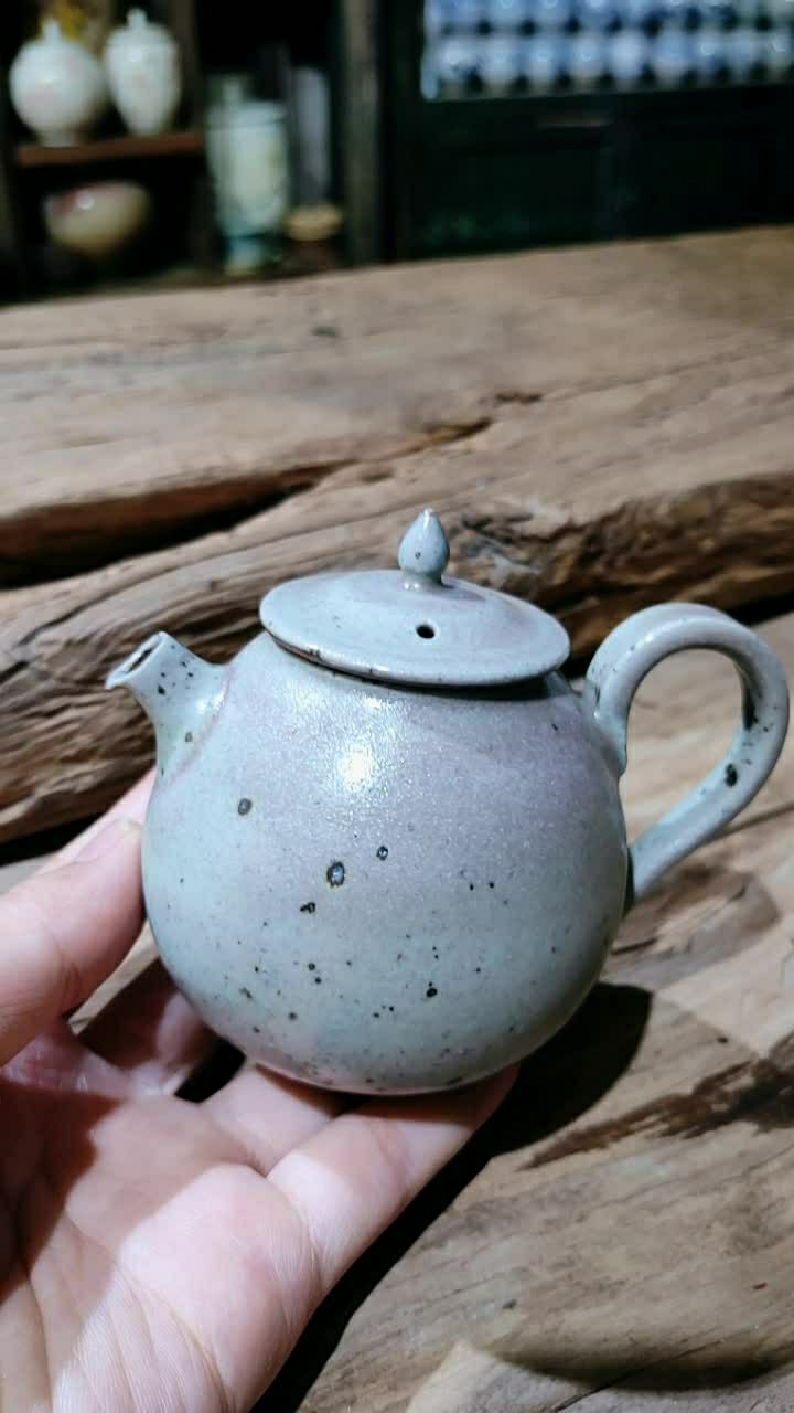 纯手工作高温窑变壶,一图一物!18279884275关注更多!