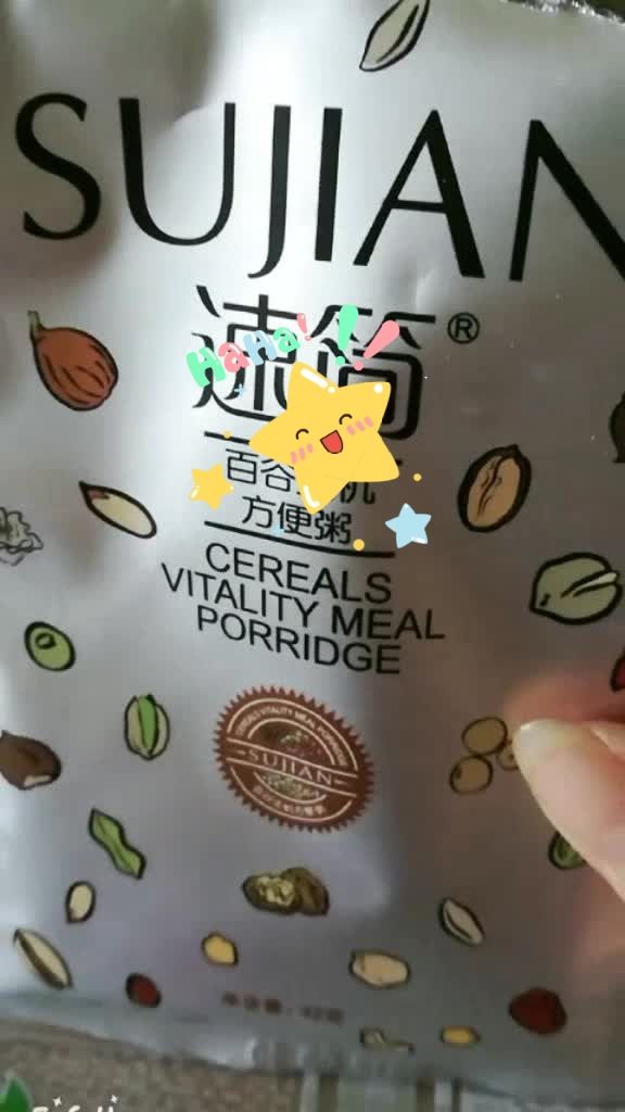 吃速简百谷生机方便粥,很简单用80度的开水冲拌就可以了