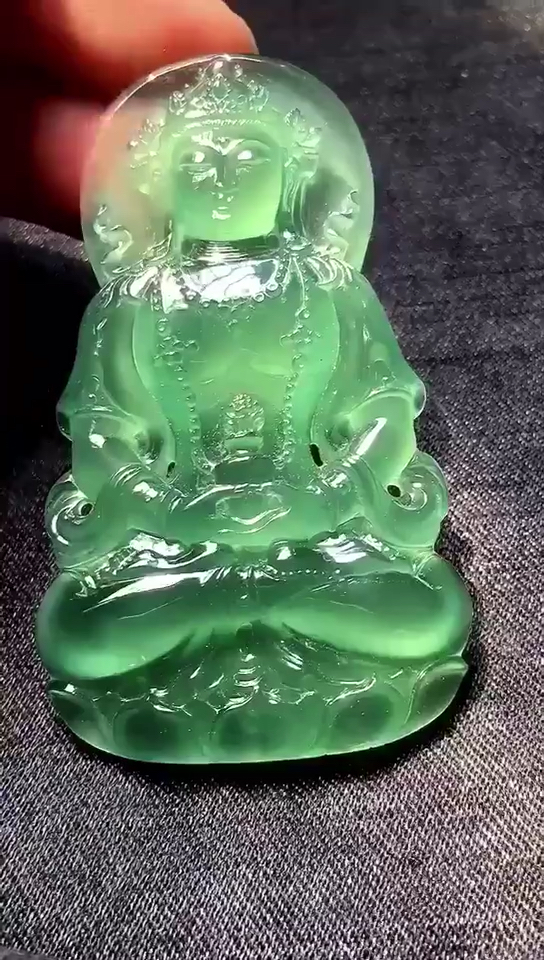 加龙大师作品 顶级老坑玻璃种蓝水站度母,种老,胶感强,通透起光,起