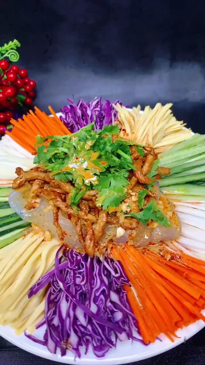 这样做五彩大拉皮,好看又好吃,大人孩子都喜欢吃!#美食分享