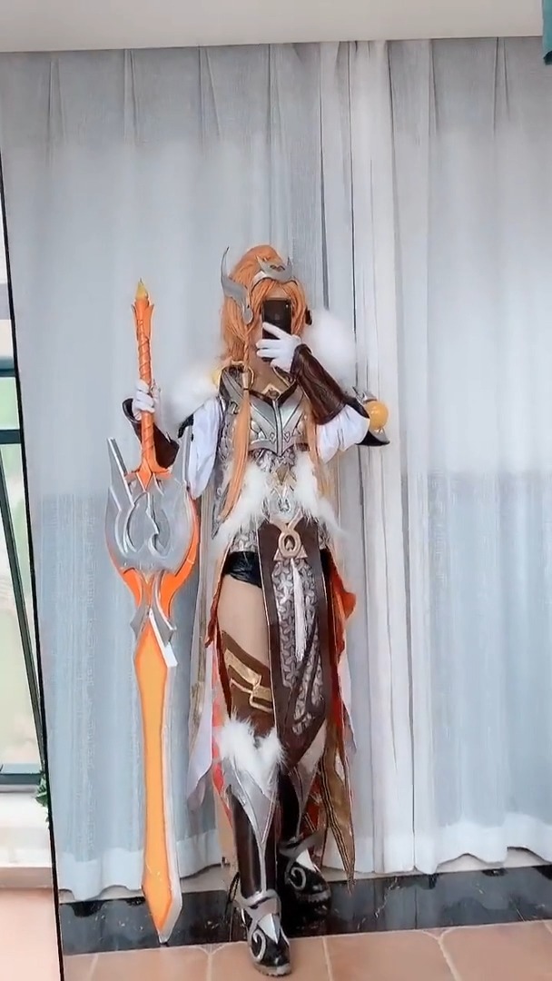 冠军飞将cos,花木兰