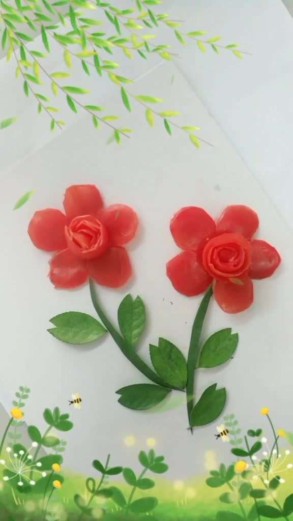 西红柿皮做的花