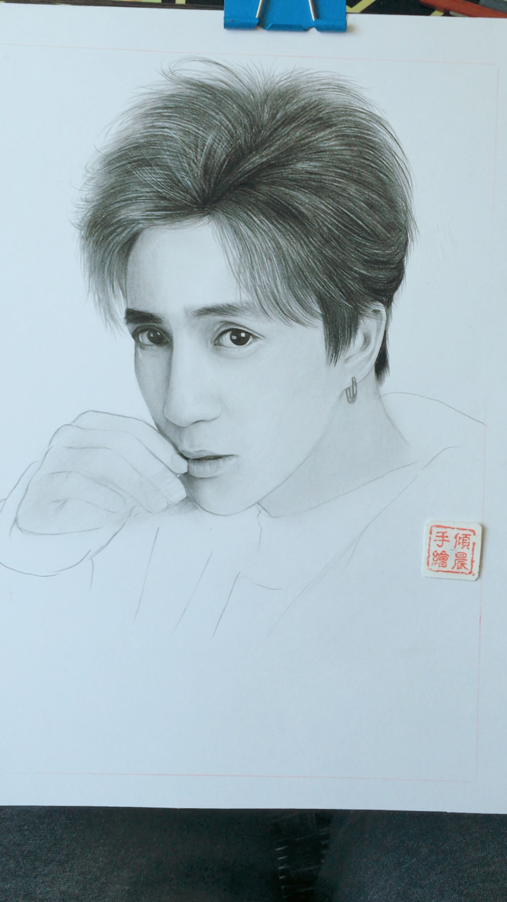 看我画的薛之谦