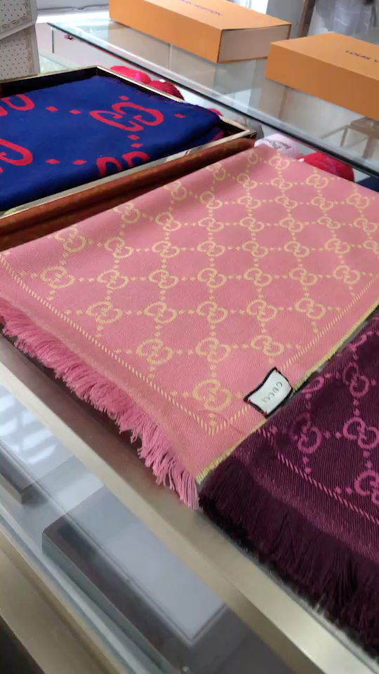 经典gucci羊毛大g字母提花 围巾/披肩 顶级100%澳洲羊毛品质 超柔软