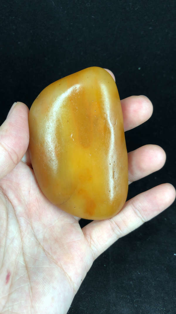 云南黄龙玉籽料
