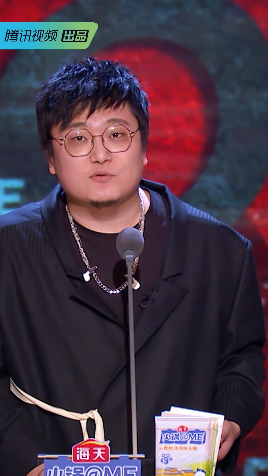 吐槽大会5 为了和大老师争夺谁的梗更破,王建国使出了吃奶的劲儿!