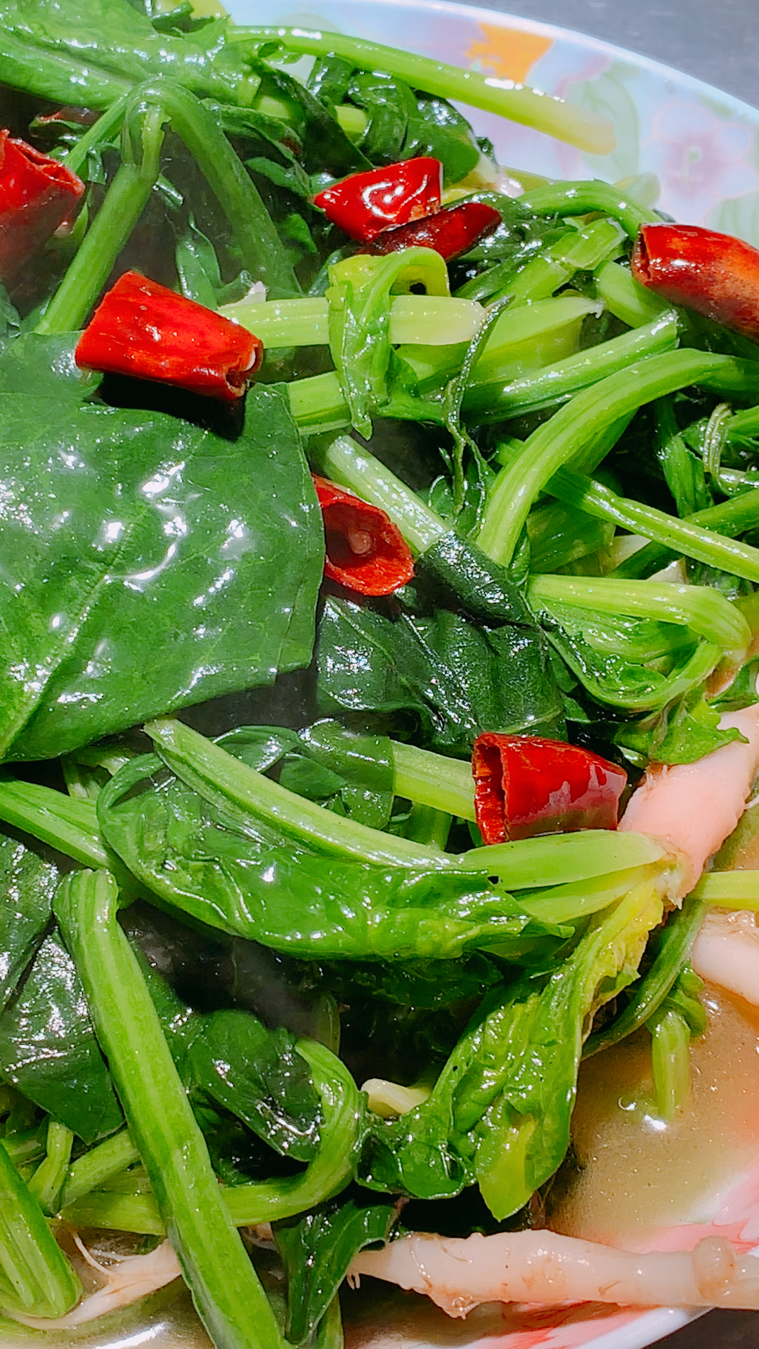 炝炒菠菜,味道不错91@{uid:1502349662339070,nick:经�