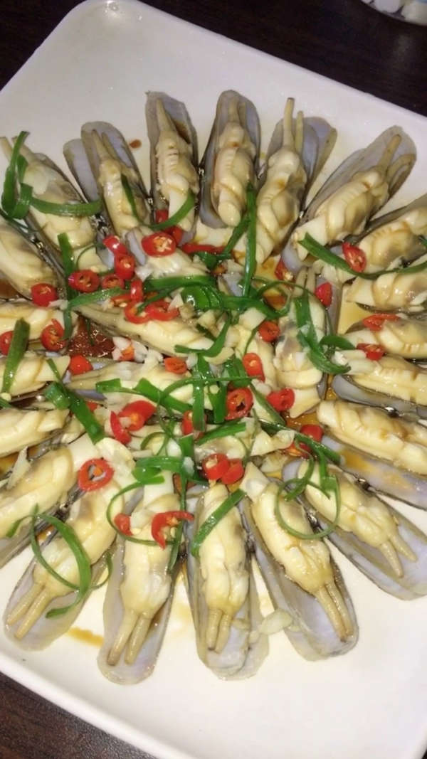 油泼老蛏,做法简单,5分钟搞定一个菜,味道很赞哦9191世界杯看球赛