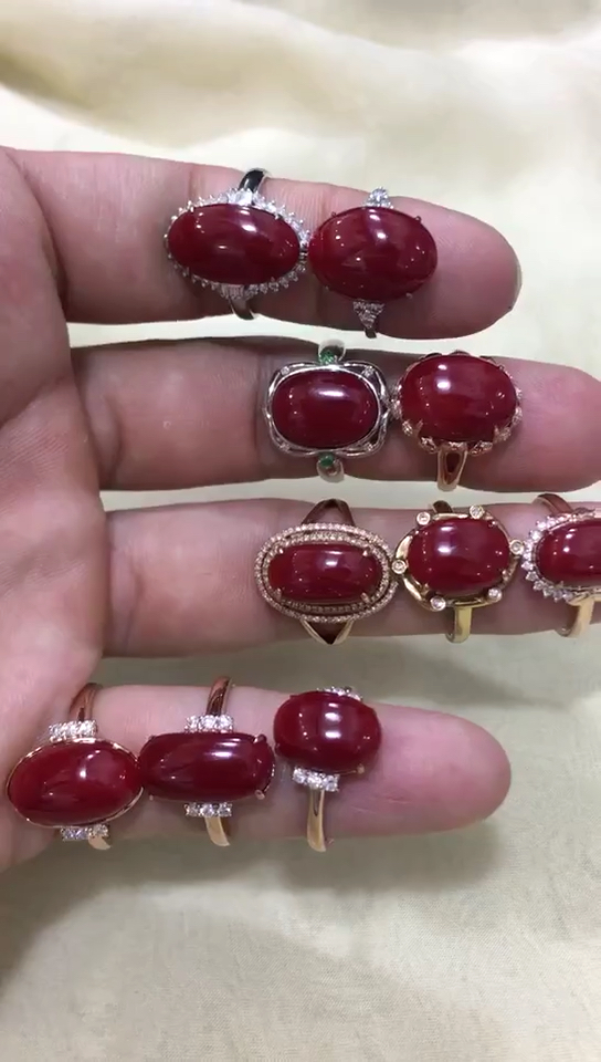 阿卡牛血红红珊瑚戒指