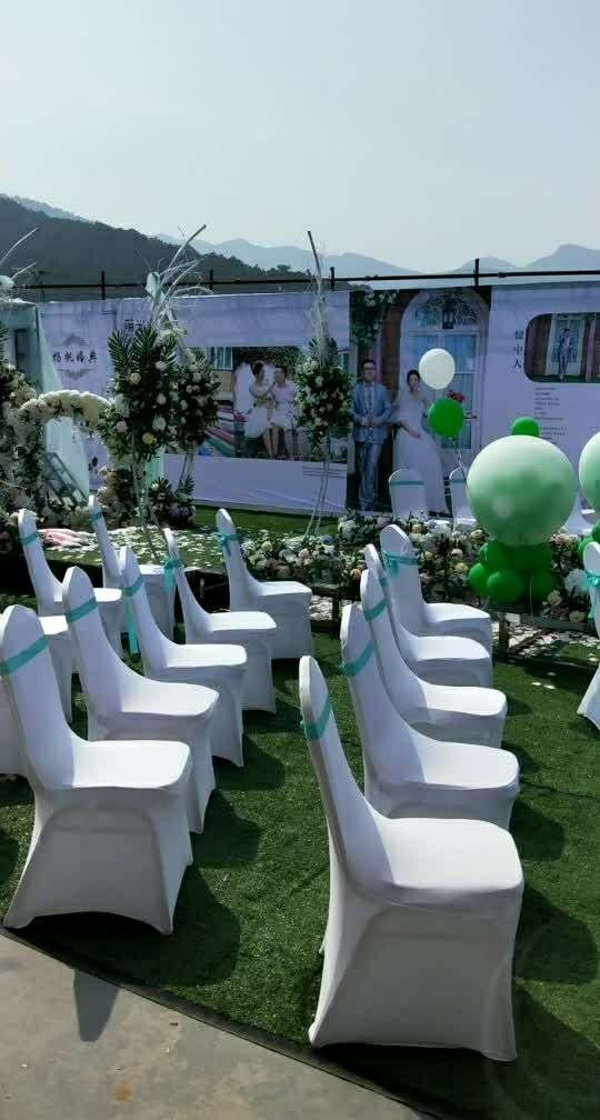 农家院户外婚礼地爆球布置完成70