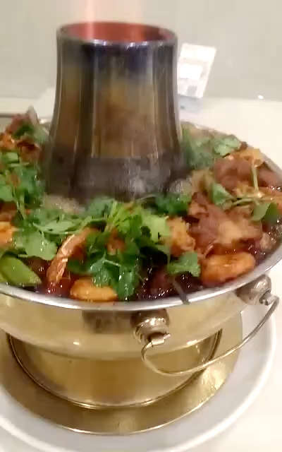 天水木碳暖锅,好吃!欢迎各位小伙伴品尝! @经纪人小微