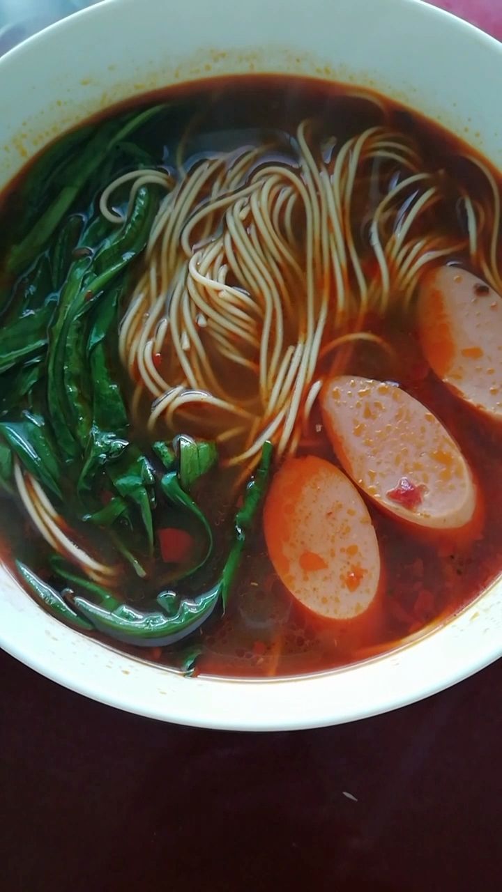 简单的麻辣面做好了,家常做法喜欢的双击