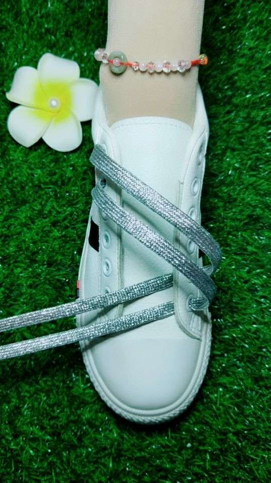 鞋带不打结,这样系,酷酷哒!