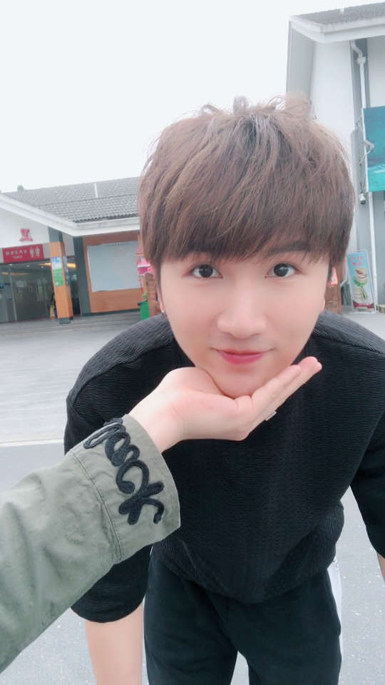 哈喽大家好～陈奕夫了解一下～09