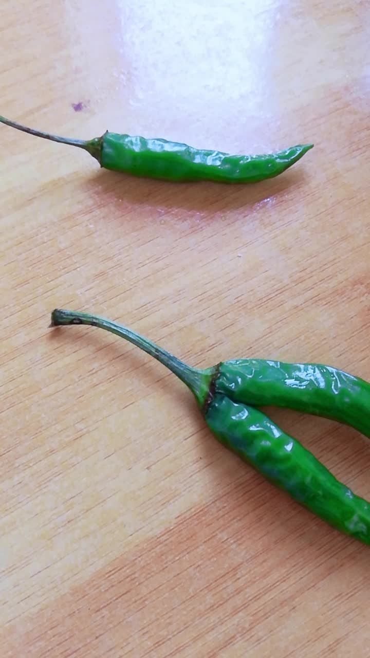 奇形怪状!这小辣椒