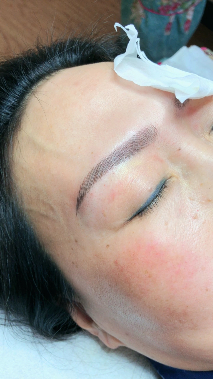 仿真纯手工线条眉