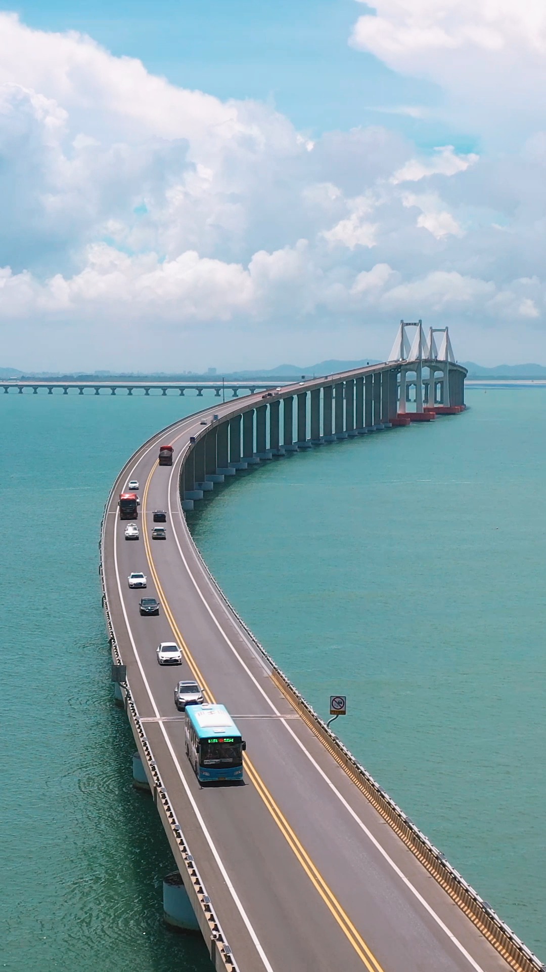 最美广东 #汕头 广东最美的跨海大桥,全程11km,这个夏天最值得打卡的