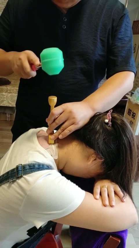 颈椎锤击疗法!