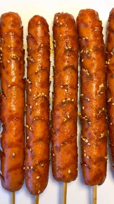 马可波罗的街边炸烤肠,看好吃啦!