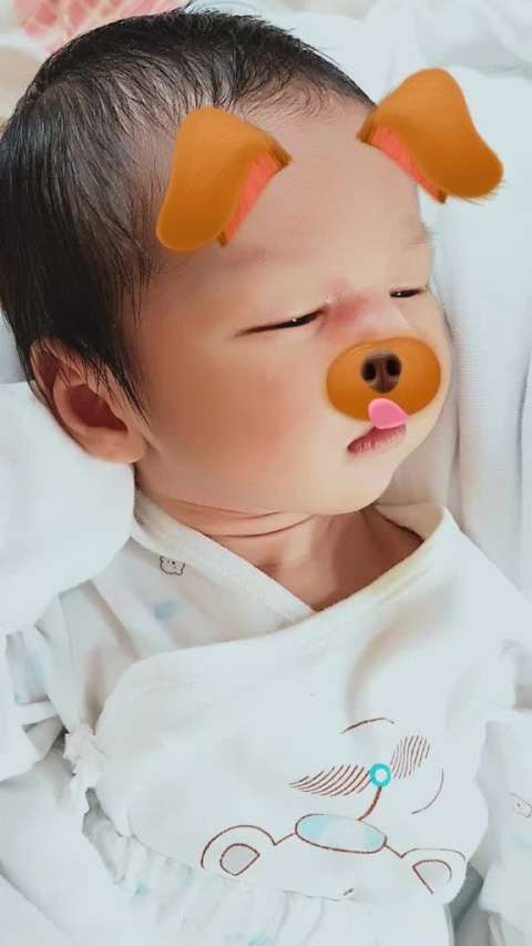 宝宝出生二十天