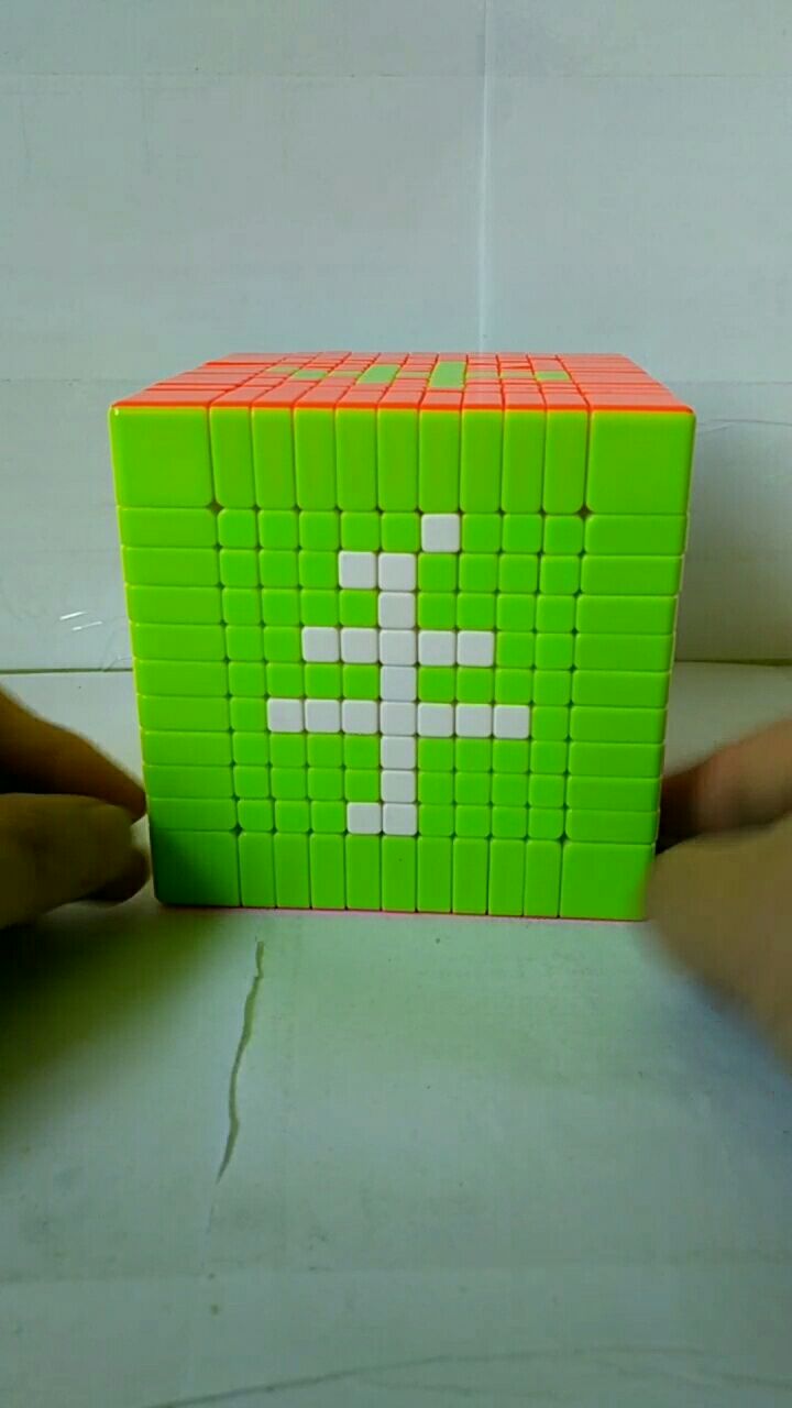 十一阶魔方拼字手,喜欢魔方的朋友记得关注哈