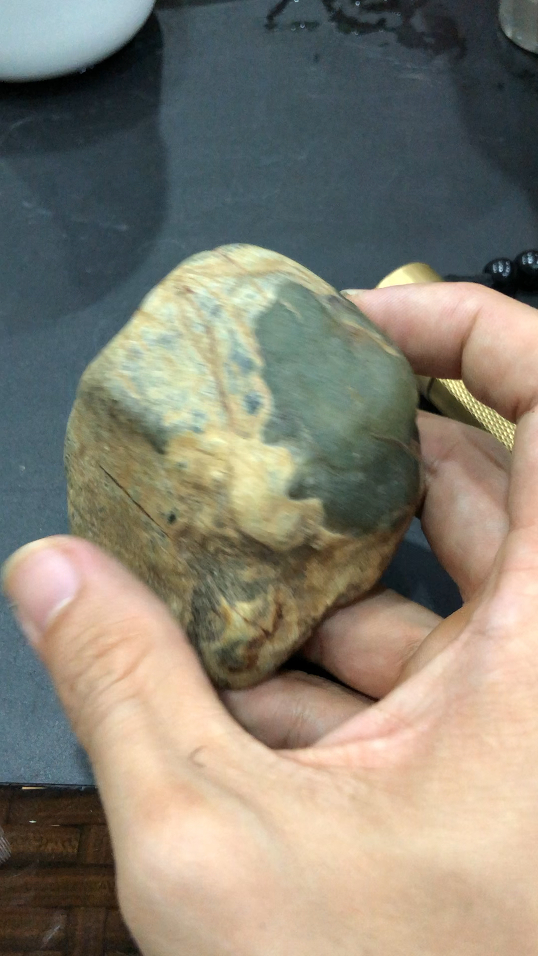 达木坎半山半水石