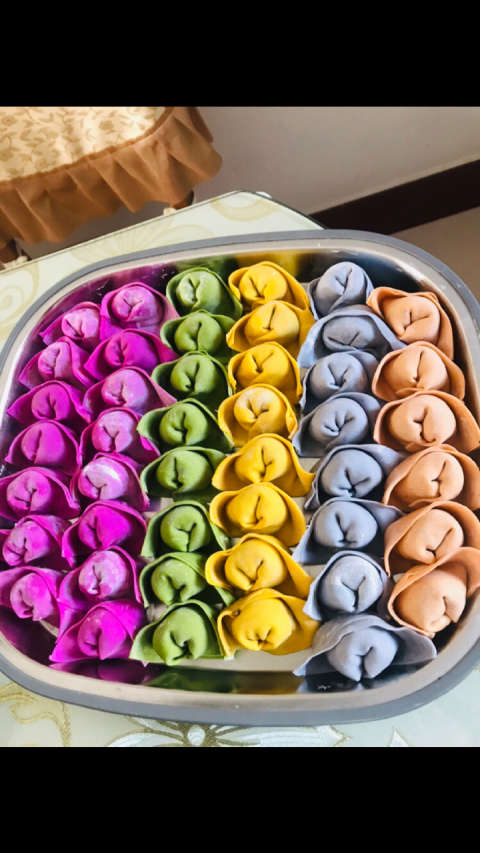 颜值超高的彩色馄饨来一波