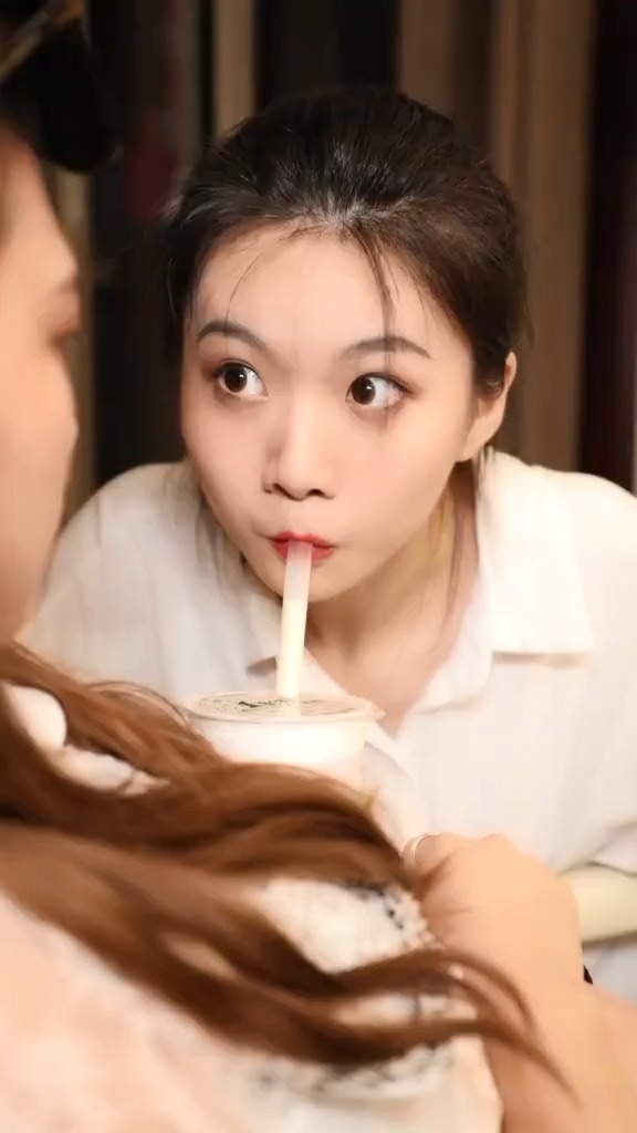 田小野丫头:你们的闺蜜都对你们做过什么事呢