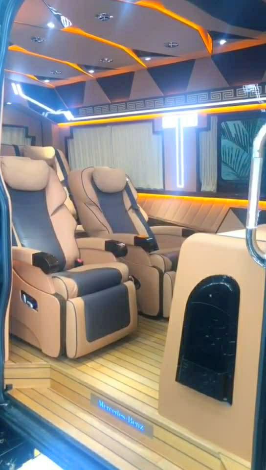 赵丽颖定制版商务房车!