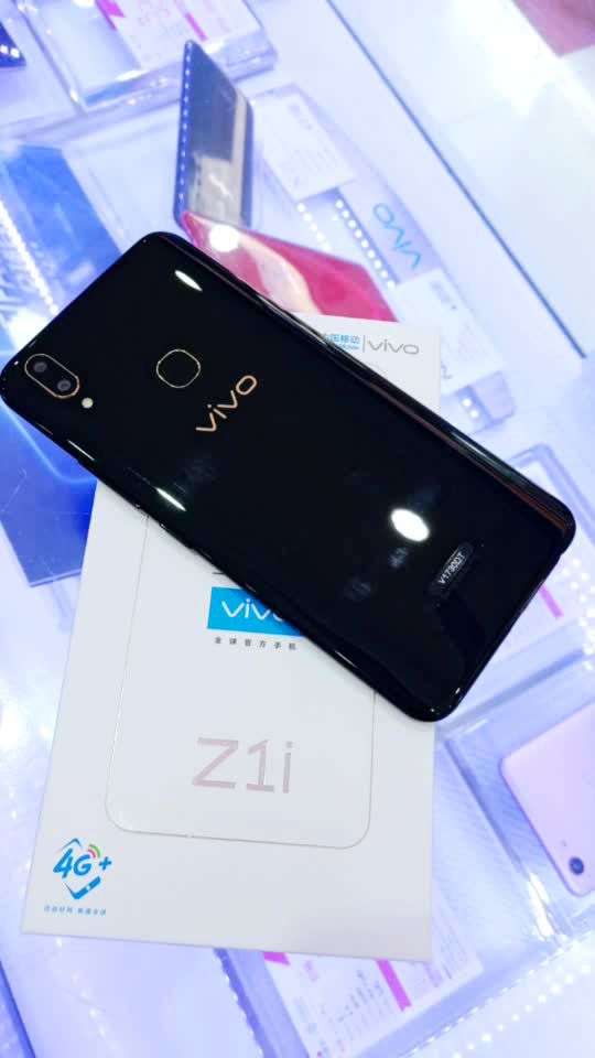 vivo z1i  4 128g