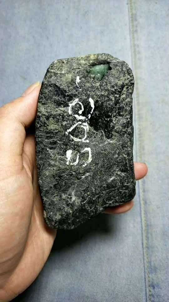 727克帕敢蜡皮黑乌沙,开窗晴水冰透,可以赌牌子,种老起货,200带走