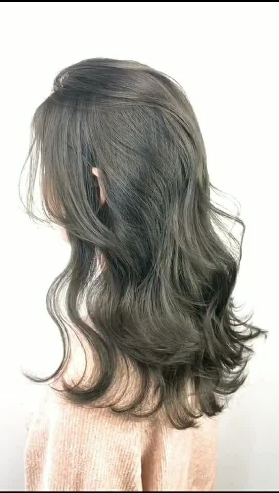 漂亮的长发纹理造型 简单,自然,优雅[玫瑰][玫瑰] 们你喜欢吗[奸笑]