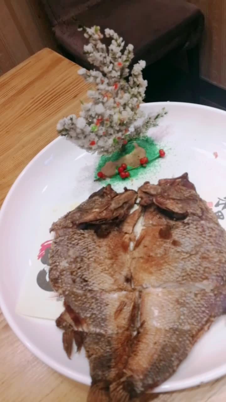 孙大厨特色菜,,,蒜香鲈鱼