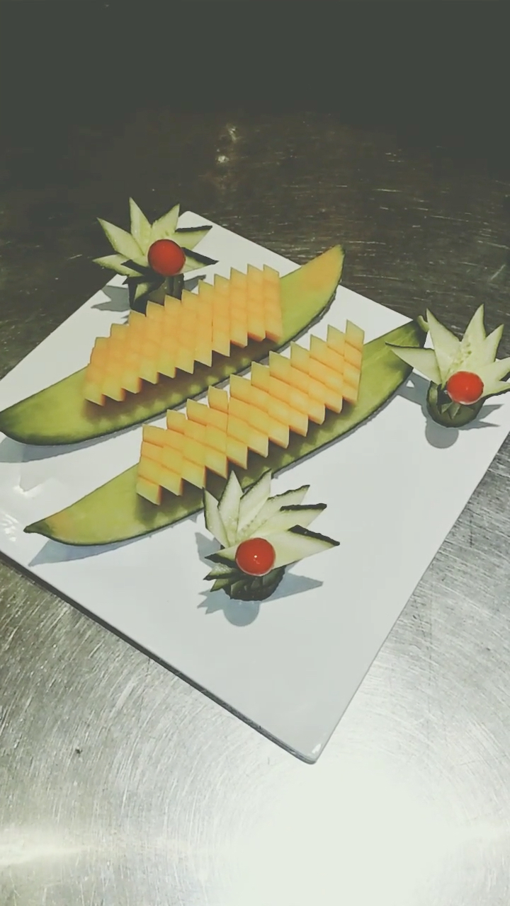哈密瓜果盘,简单且高大上@{uid:1502349662339070,nick:经�%