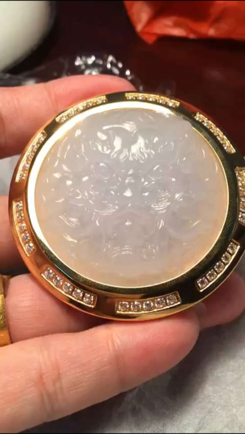 翡翠皮带扣有喜欢的吗