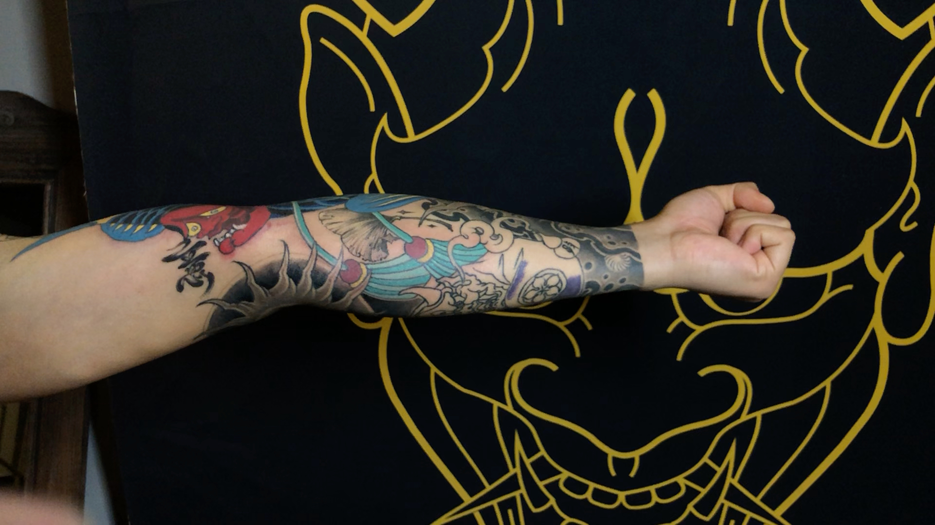 今日份鲤鱼旗91  花臂待续.