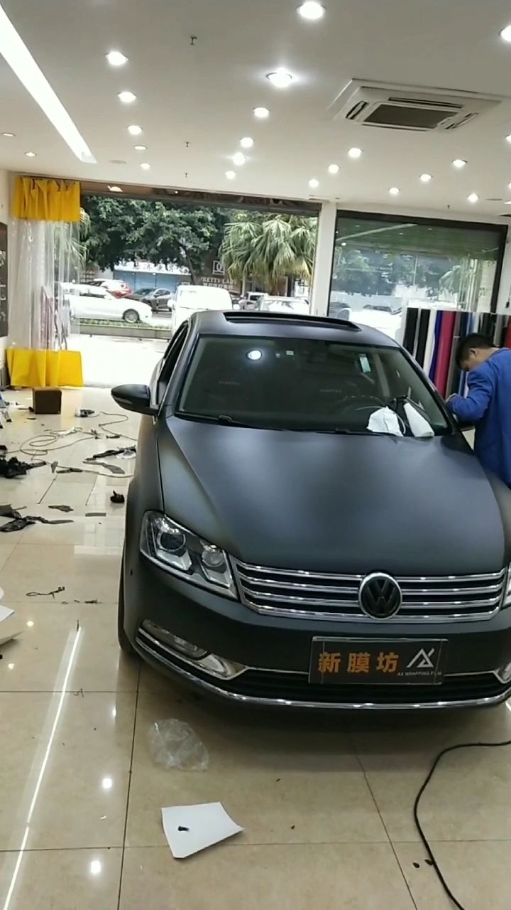大众迈腾全车改色贴膜亚光磨砂黑