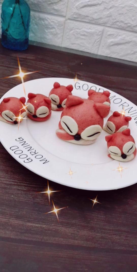 有趣可爱小狐狸手作奶香馒头,爸爸去哪儿了?