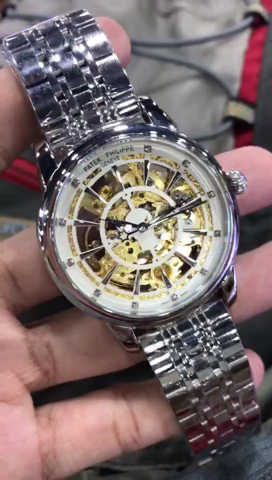百达翡丽镂空机械表