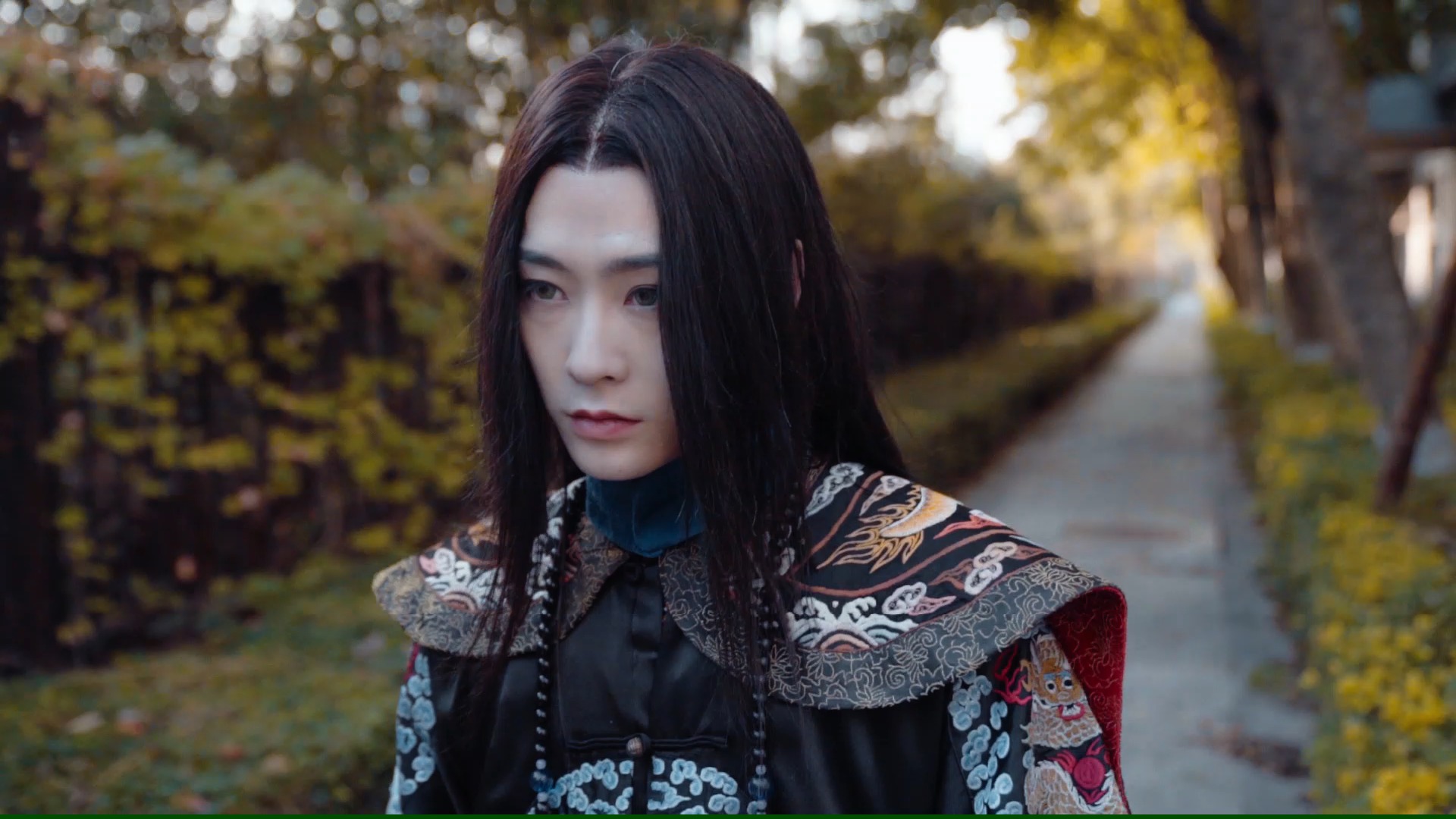 《我的僵尸王爷》第15集:这枚铜板落地之前,我要这里站着的只有我一个