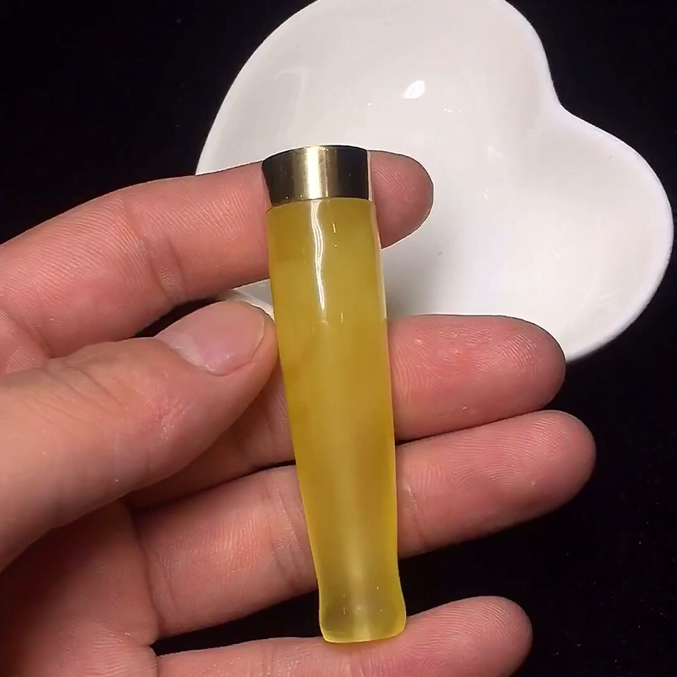 品鉴定制18j蜜蜡烟嘴k