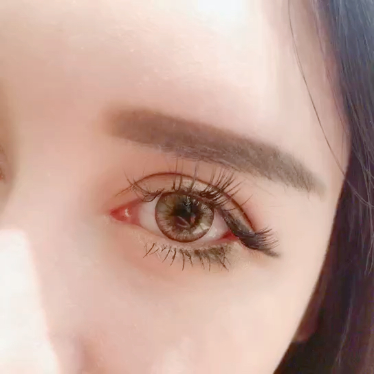 欧式深邃大眼睛