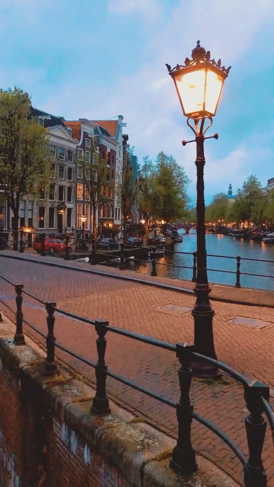 这样的城镇生活真的是太惬意了!