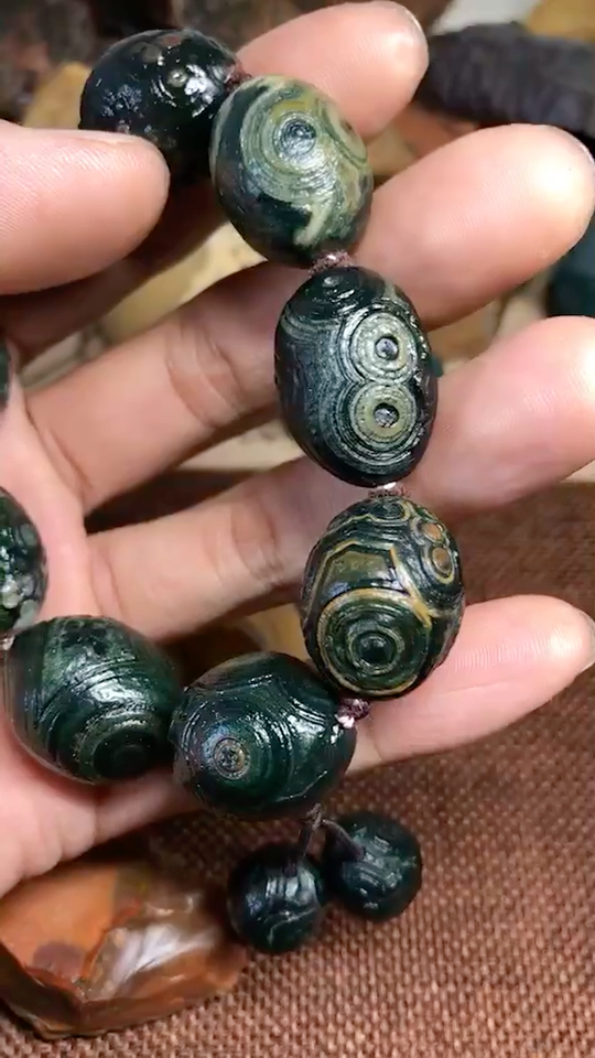 阿拉善眼睛石手串