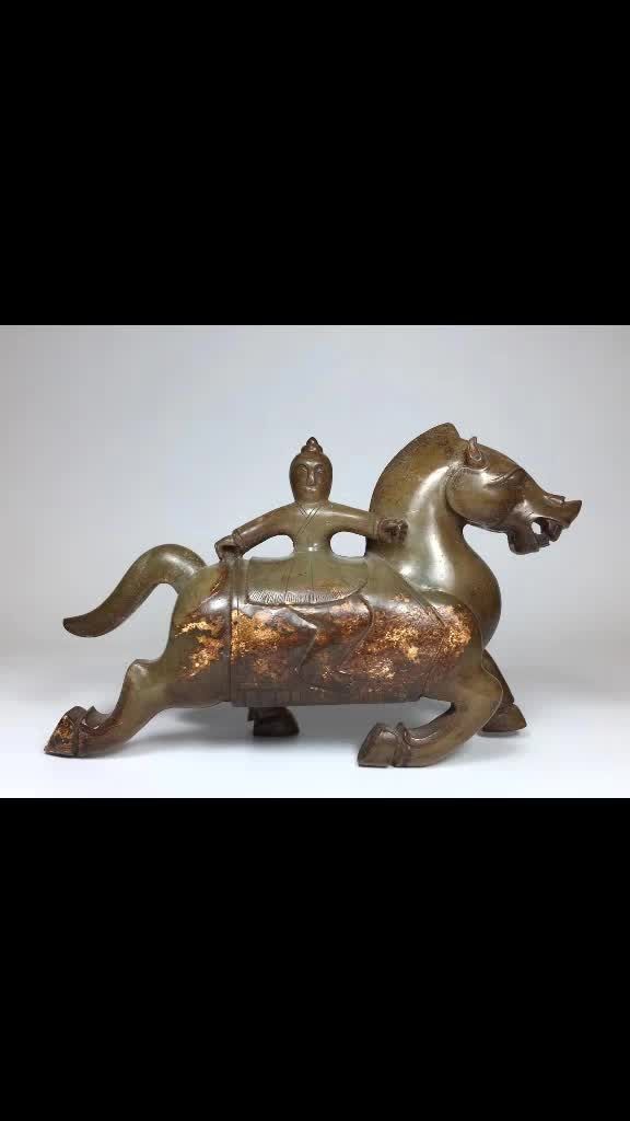 汉,玉雕胡人骑马手把件摆件,玉和田玉青玉质,玉质细腻,包浆油润,局部