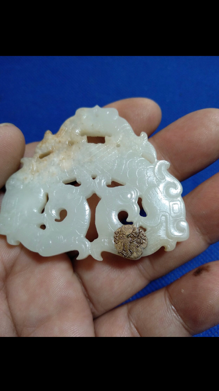 文创老店旧藏复古战汉和田玉龙凤玉佩