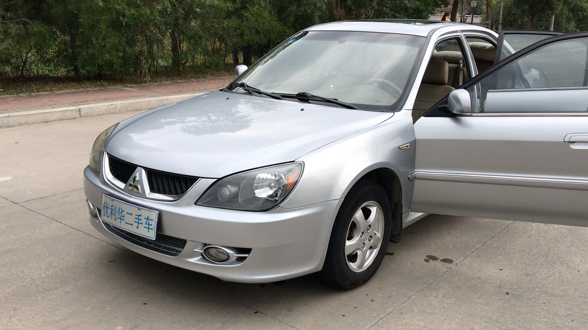 东南三菱-蓝瑟,2010年01月份上牌,1.