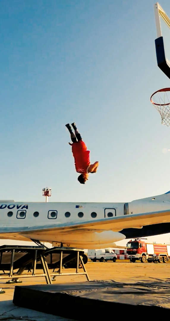 美国的街头表演,花式扣篮