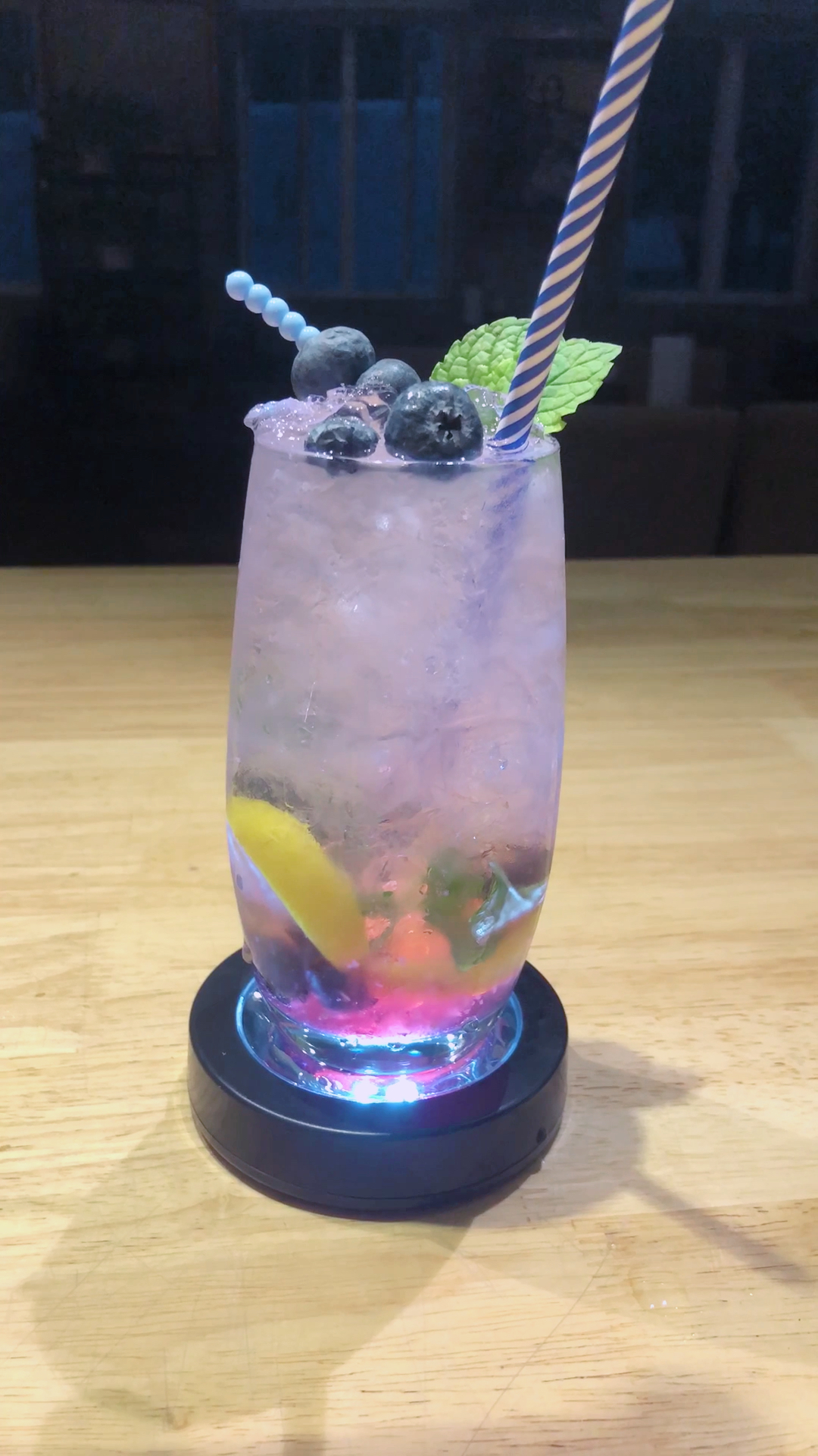 蓝莓莫吉托,美酒赠佳人@{uid:1531998925351085,nick:nana},留下你们