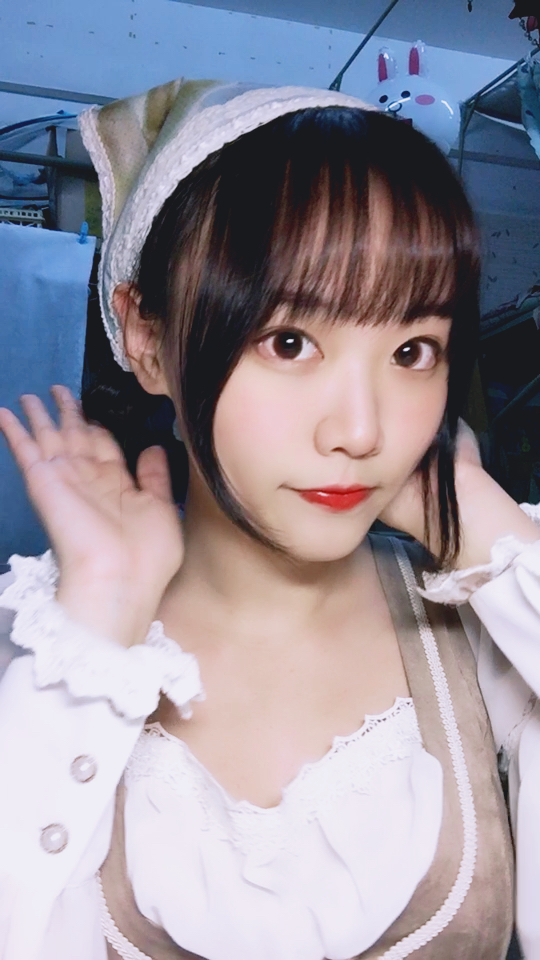 发型教程(066254 6309 625505)短发lo娘也适用哦